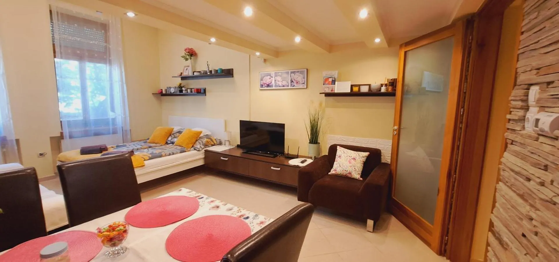 Apartment Szandi Belvarosi Apartman Szeged Hungary